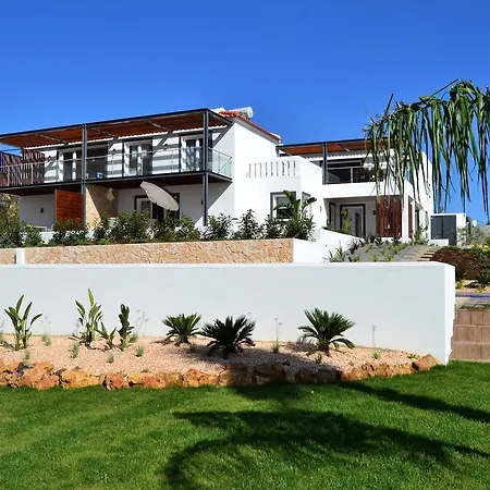 Vila Bella, Meia Praia, Apartment *